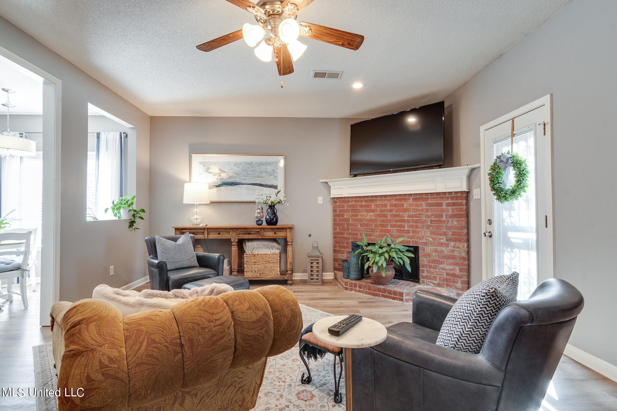 7365 Redbud Road Olive Branch, MS 38654 - Photo 13 of 41 corner fireplace