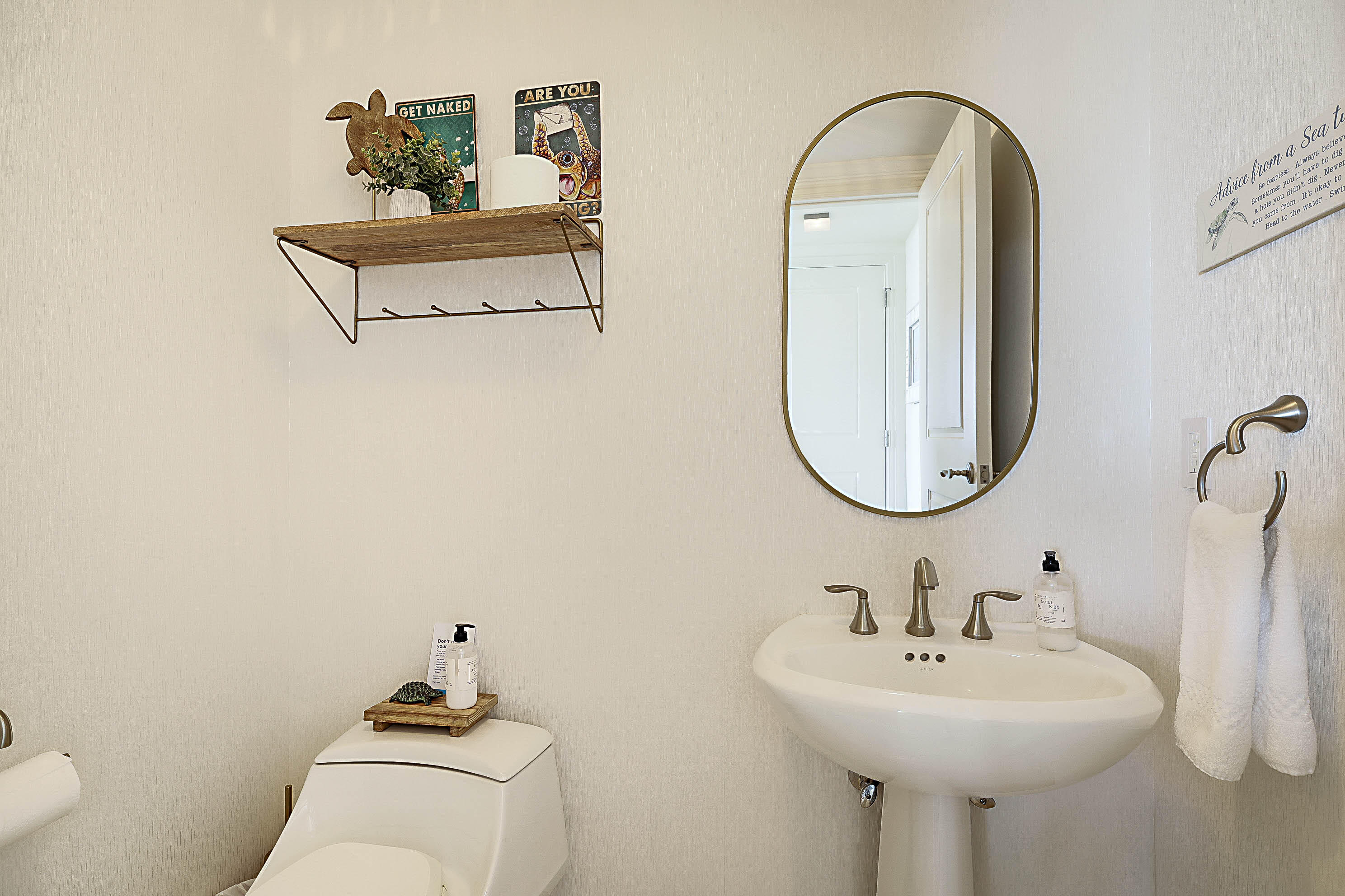 2700 North Ocean Drive, Unit 1006B Riviera Beach, FL 33404 - Photo 14 of 29 2700 N Ocean Dr 1006 -14