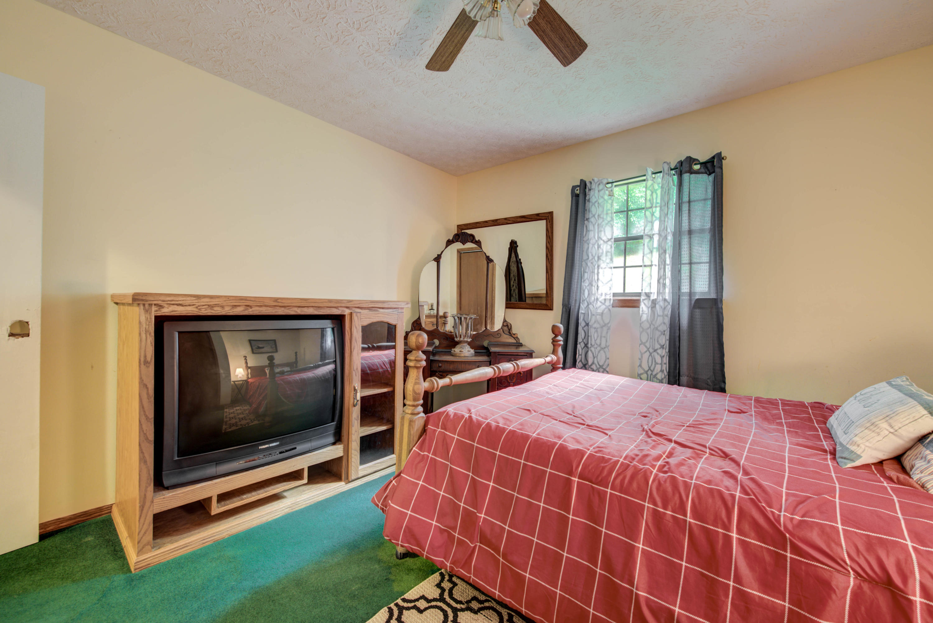 672 Longfield Road Rocky Top, TN 37769 - Photo 22 of 30 16