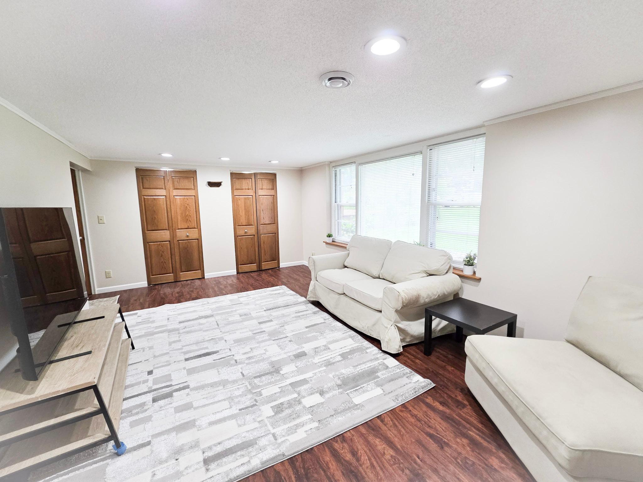 5302 Holiday Road Minnetonka, MN 55345 - Photo 14 of 21
