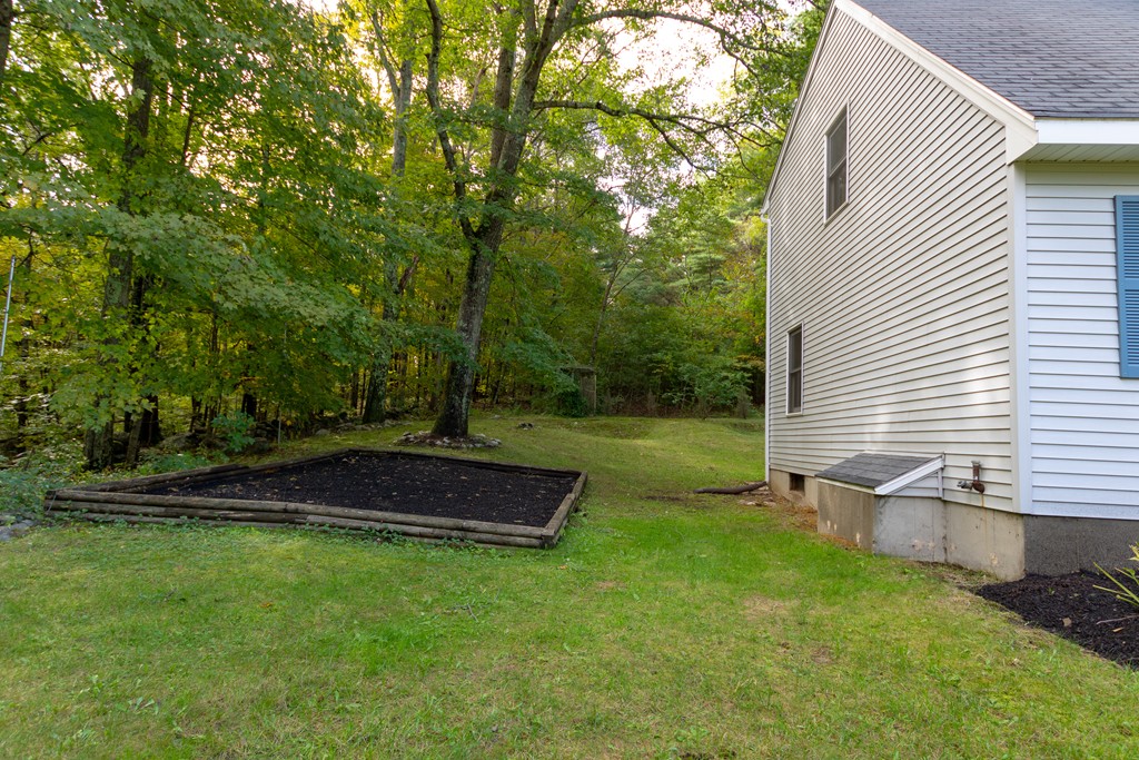 193 Southbridge Road Charlton, MA 01507 - Photo 27 of 30 Gallery Image 27