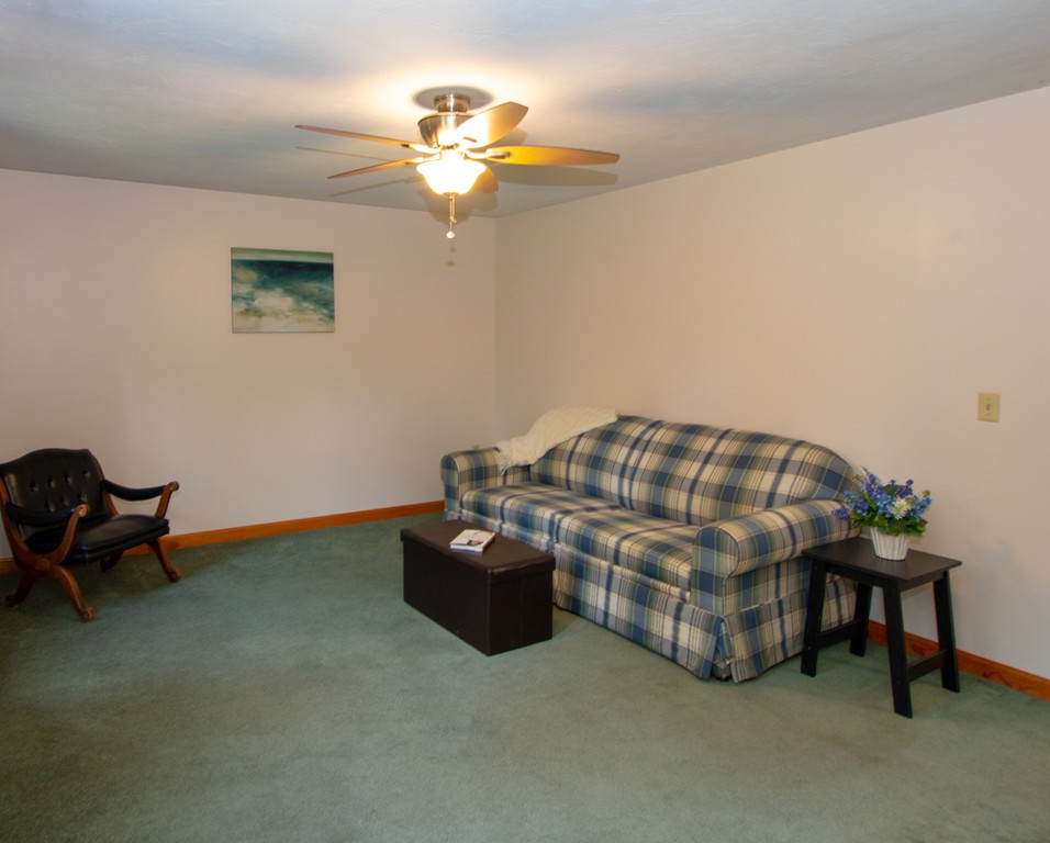 193 Southbridge Road Charlton, MA 01507 - Photo 4 of 30 Gallery Image 4