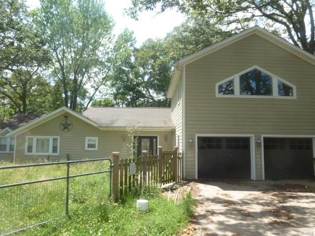 4293 Hoover Road Oakdale, IL 62268 - Photo 1 of 17 Gallery Image 1