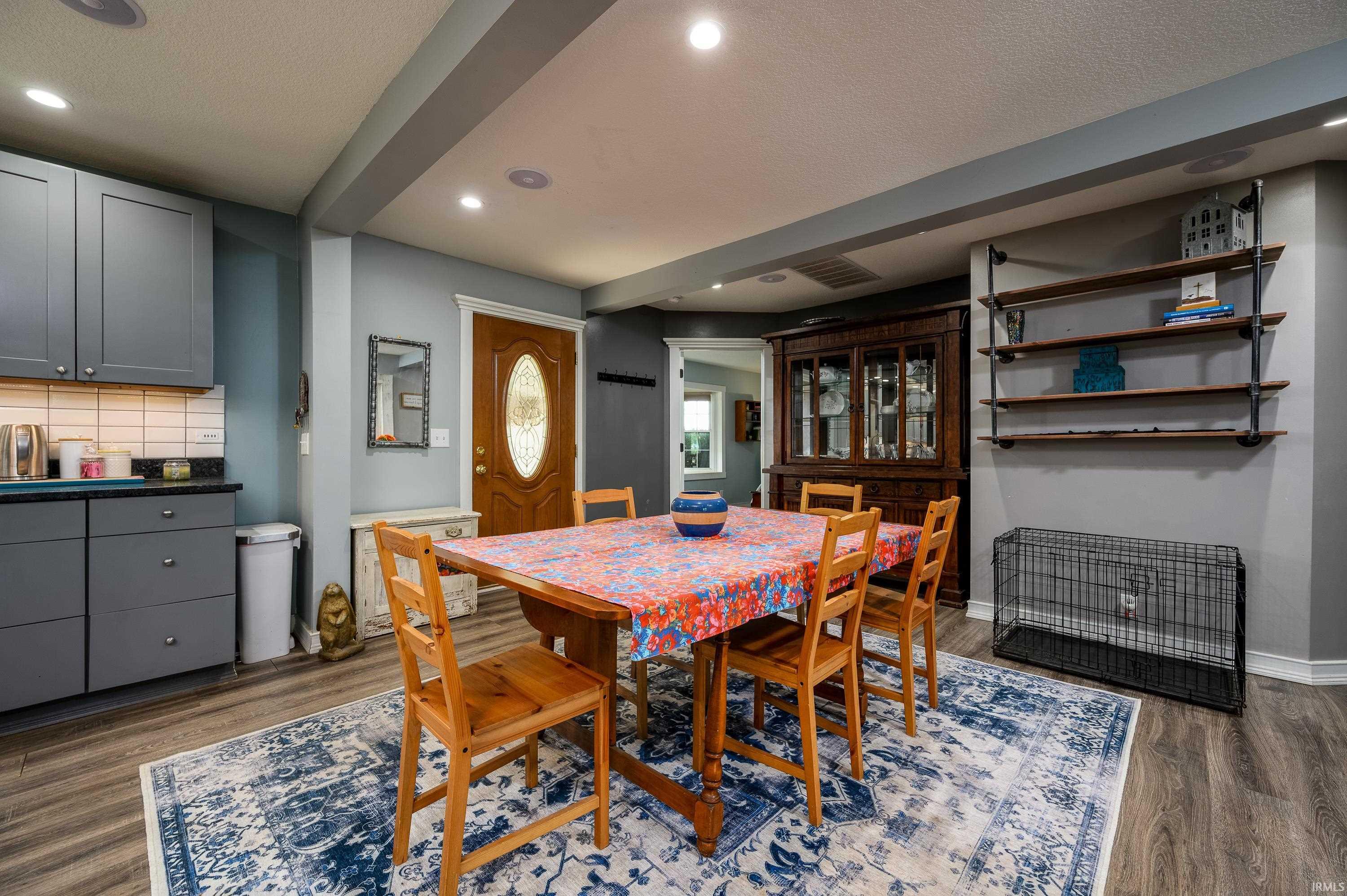 4172 West Crystal Lake Road Warsaw, IN 46580 - Photo 11 of 34 Gallery Image 11