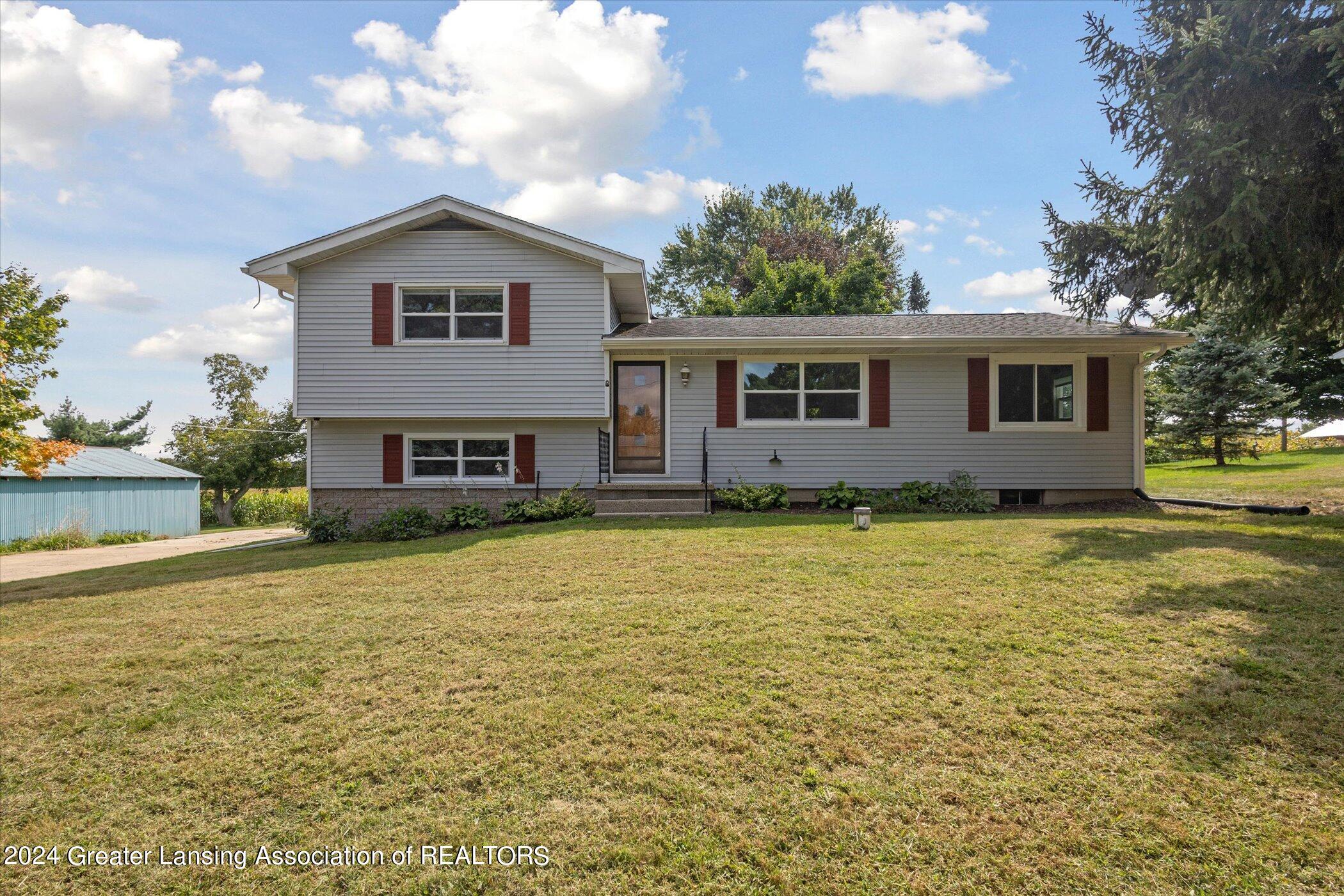 1399 West Kalamo Highway, Unit R2 Charlotte, MI 48813 - Photo 3 of 36 03-1399-W-Kalamo-Hwy-Charlotte-MI-48813-