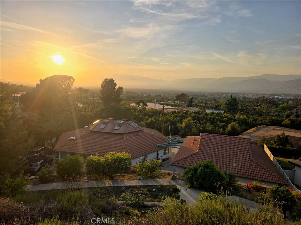 11485 Crafton Avenue Redlands, CA 92374 - Photo 1 of 29