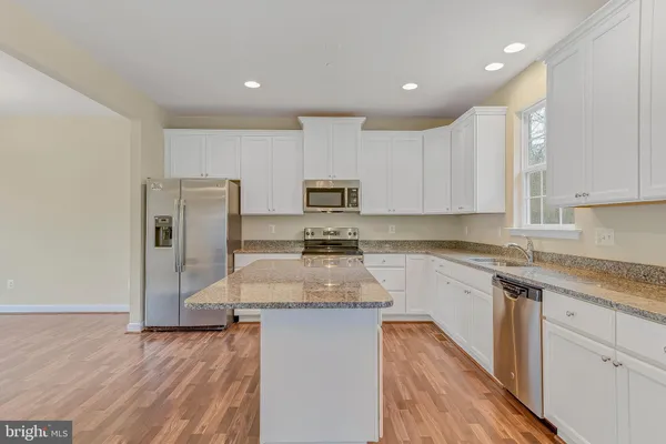 $599,900 | 19163 Porto Bello, Drayden, MD 20630