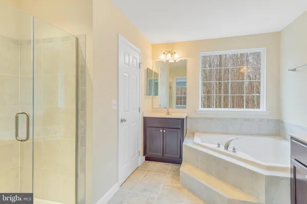 $599,900 | 19163 Porto Bello, Drayden, MD 20630