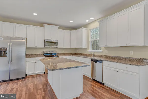 $599,900 | 19163 Porto Bello, Drayden, MD 20630