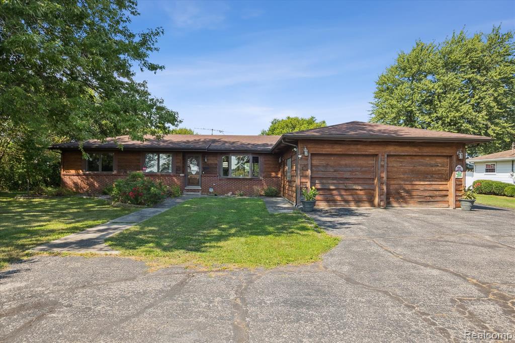990 East Temperance Road Temperance, MI 48182 - Photo 3 of 65