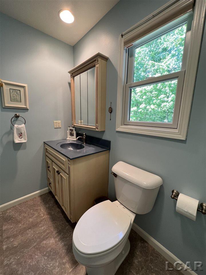 1623 Rivers Edge Court Adrian, MI 49221 - Photo 24 of 40 50079605-23.JPG
