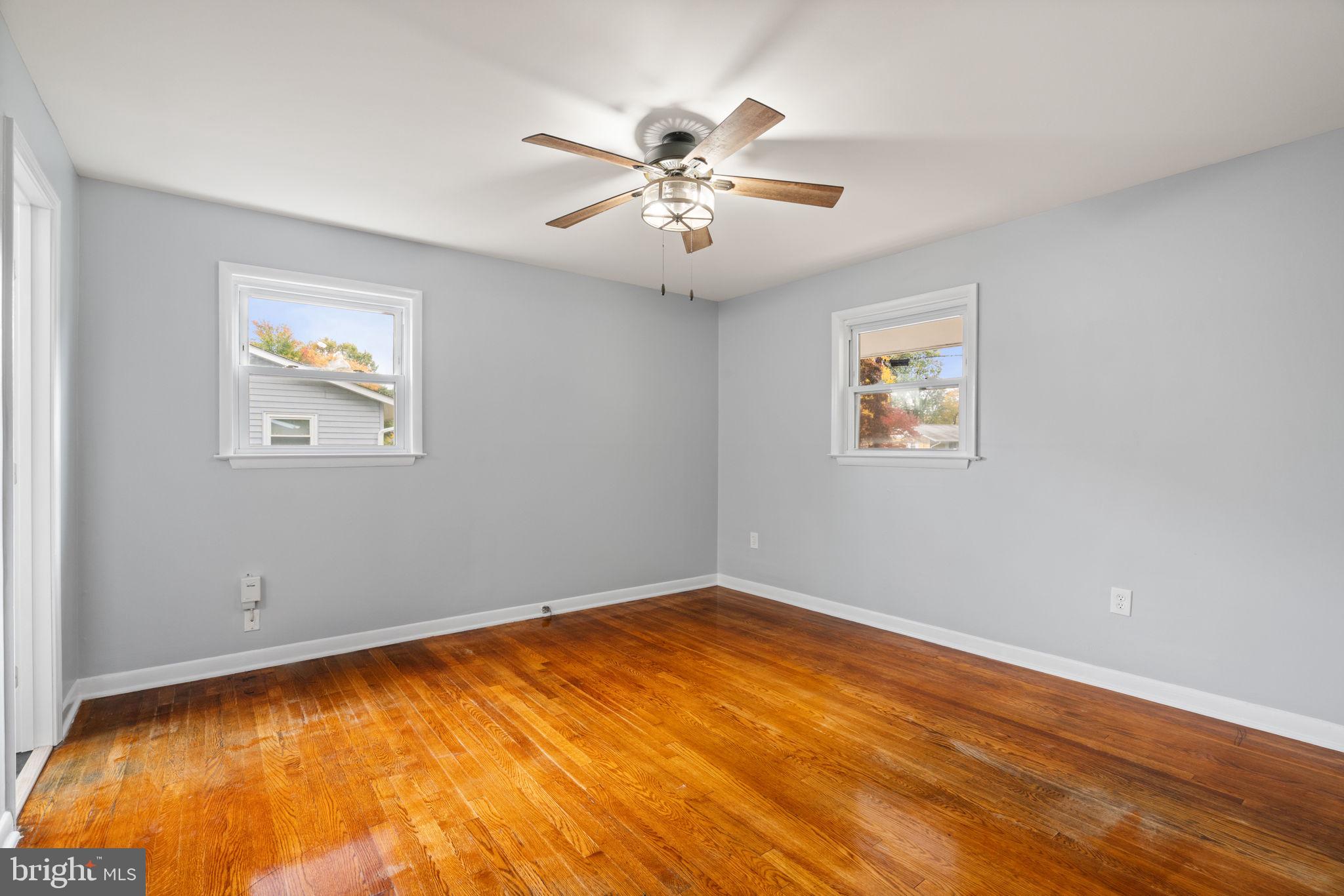 904 Hopton Road Woodbridge, VA 22191 - Photo 17 of 31 Gallery Image 17