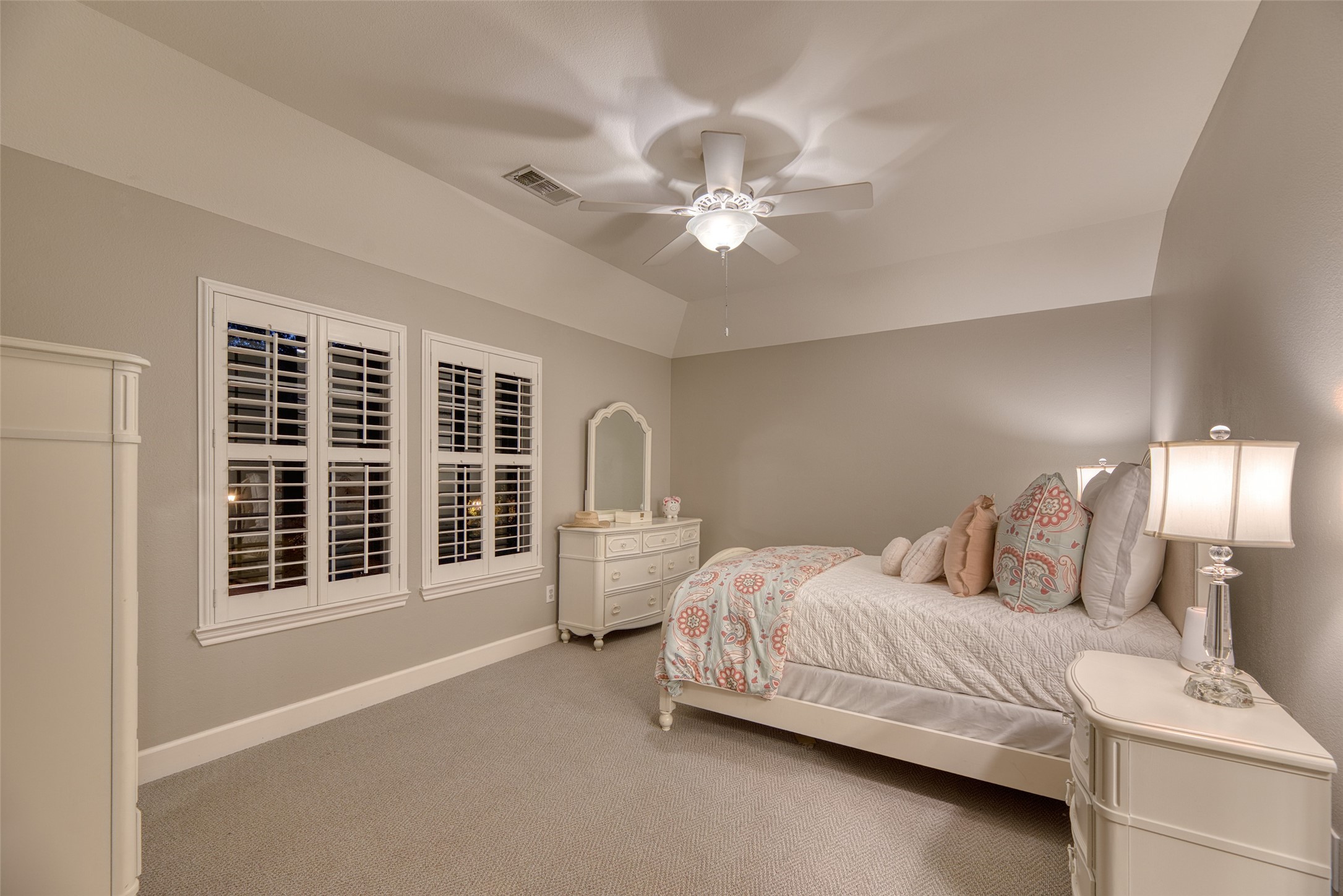 19522 Tamarack Way Houston, TX 77094 - Photo 30 of 50 a bedroom with a large bed and a window