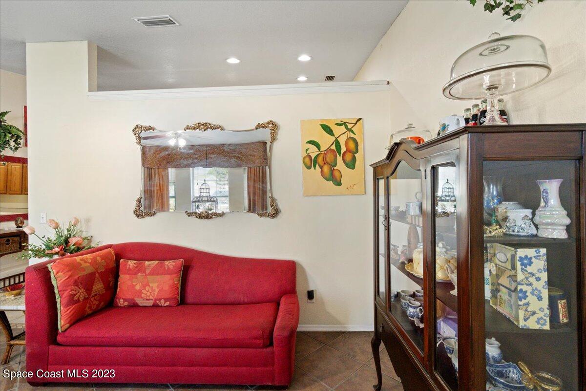 801 Cedar Drive Melbourne, FL 32901 - Photo 7 of 24 38-DSC00500