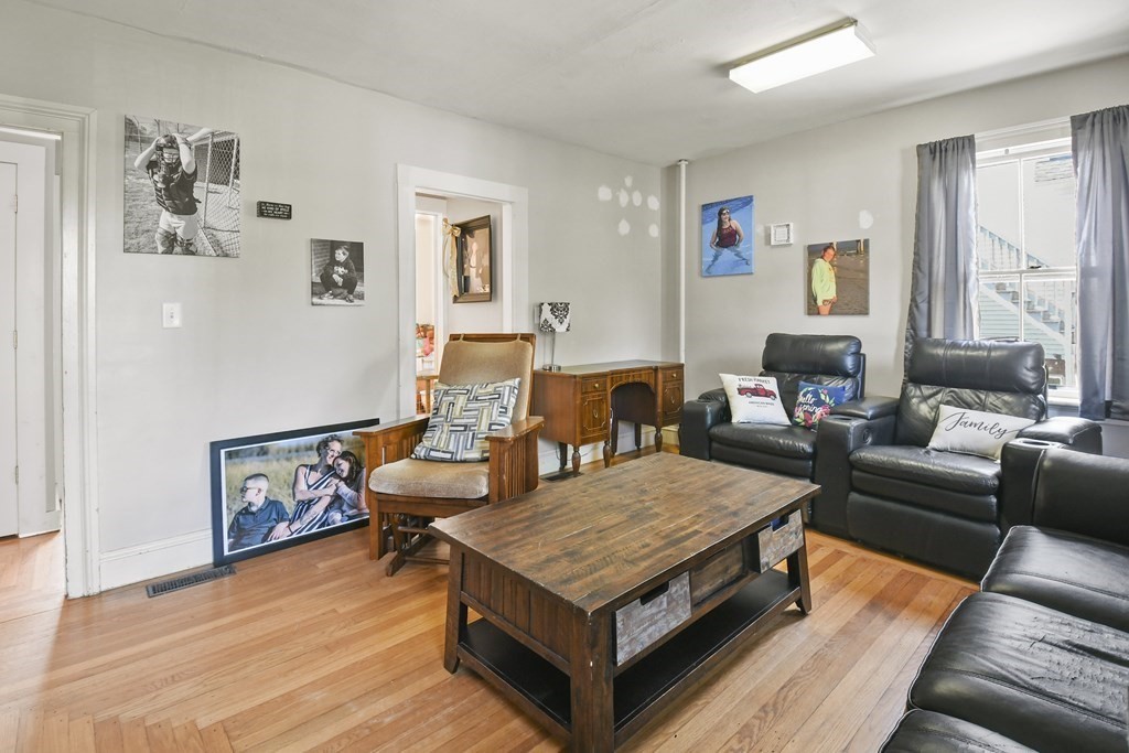 147 Broad Street Killingly, CT 06239 - Photo 4 of 32