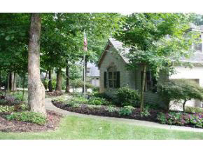 2802 Pointe Cove Road Bloomington, IN 47401 - Photo 3 of 16 Gallery Image 3