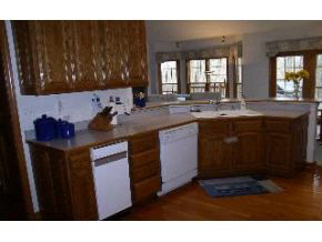 2802 Pointe Cove Road Bloomington, IN 47401 - Photo 7 of 16 Gallery Image 7