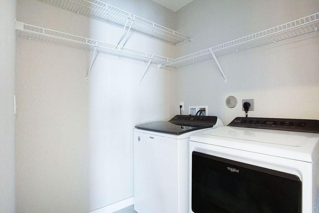 3909 Southeast Lee Street Stuart, FL 34997 - Photo 16 of 19 Laundry Room