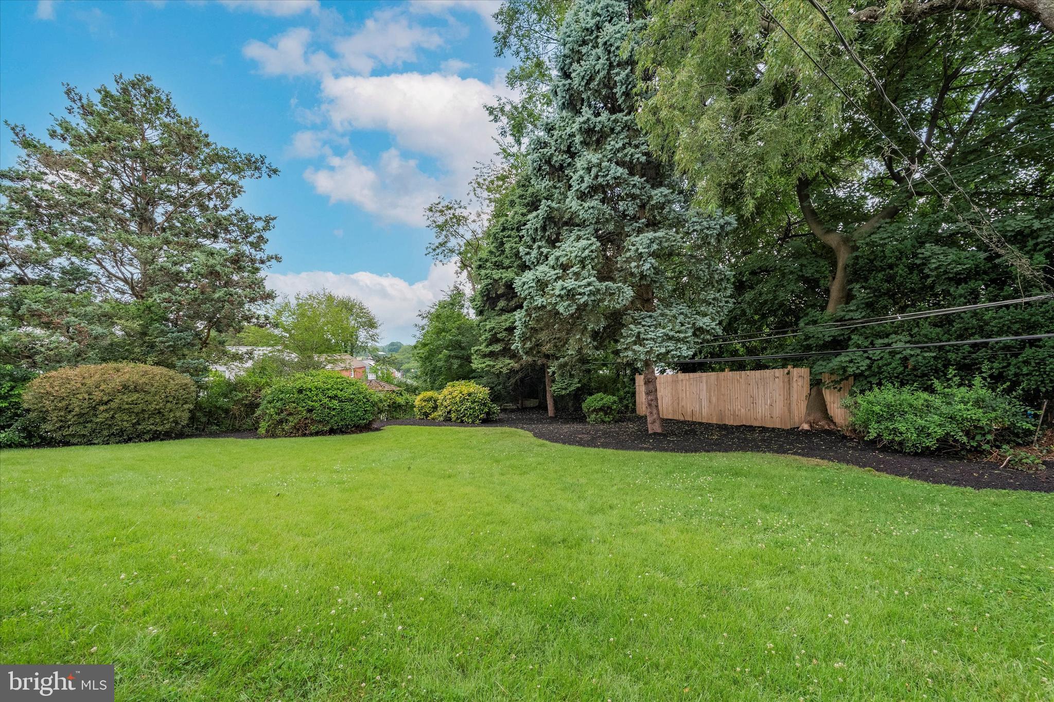 102 Heatherwood Road Havertown, PA 19083 - Photo 23 of 25 Backyard