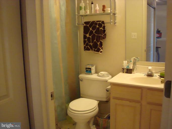 5060 Castlestone Drive Rosedale, MD 21237 - Photo 19 of 24 Bath #2