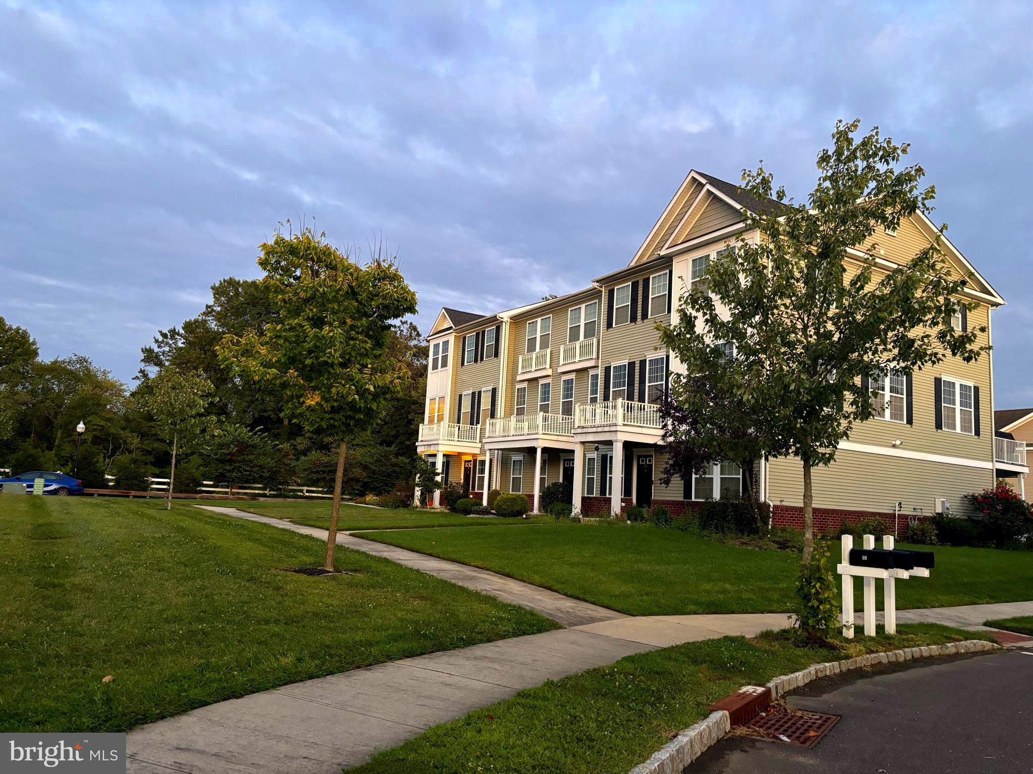 20 Canter Place Chesterfield, NJ 08515 - Photo 4 of 31 front view of a house with a yard