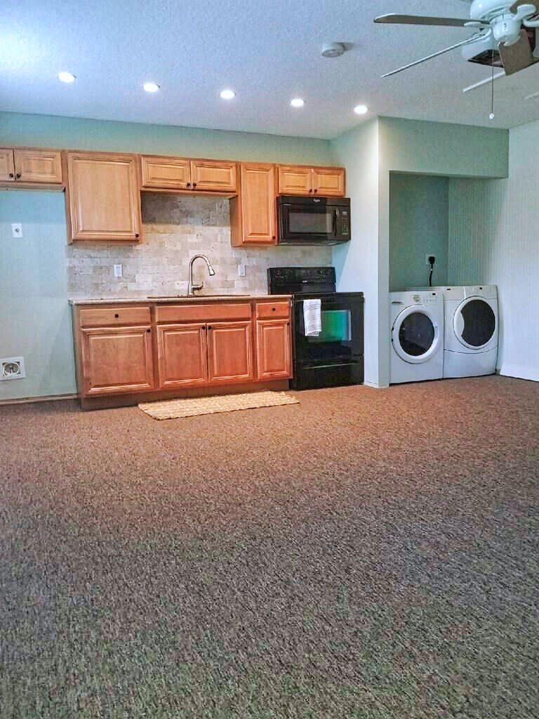 12386 170th Road North Jupiter, FL 33478 - Photo 15 of 21 Garage
