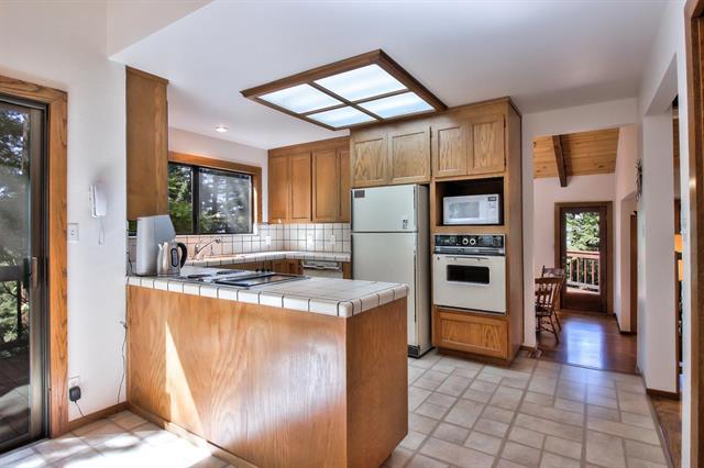 369 Summit Road Watsonville, CA 95076 - Photo 8 of 23 Gallery Image 8