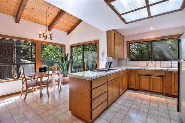 369 Summit Road Watsonville, CA 95076 - Photo 9 of 23 Gallery Image 9