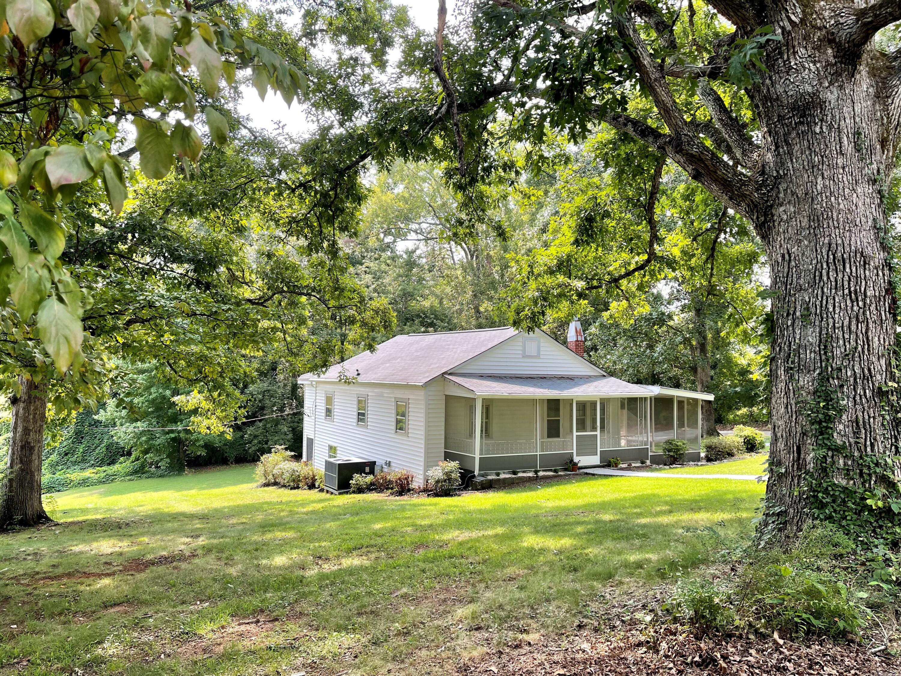 111 Sundance Road, Maryville