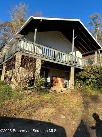 a view of a water fountain