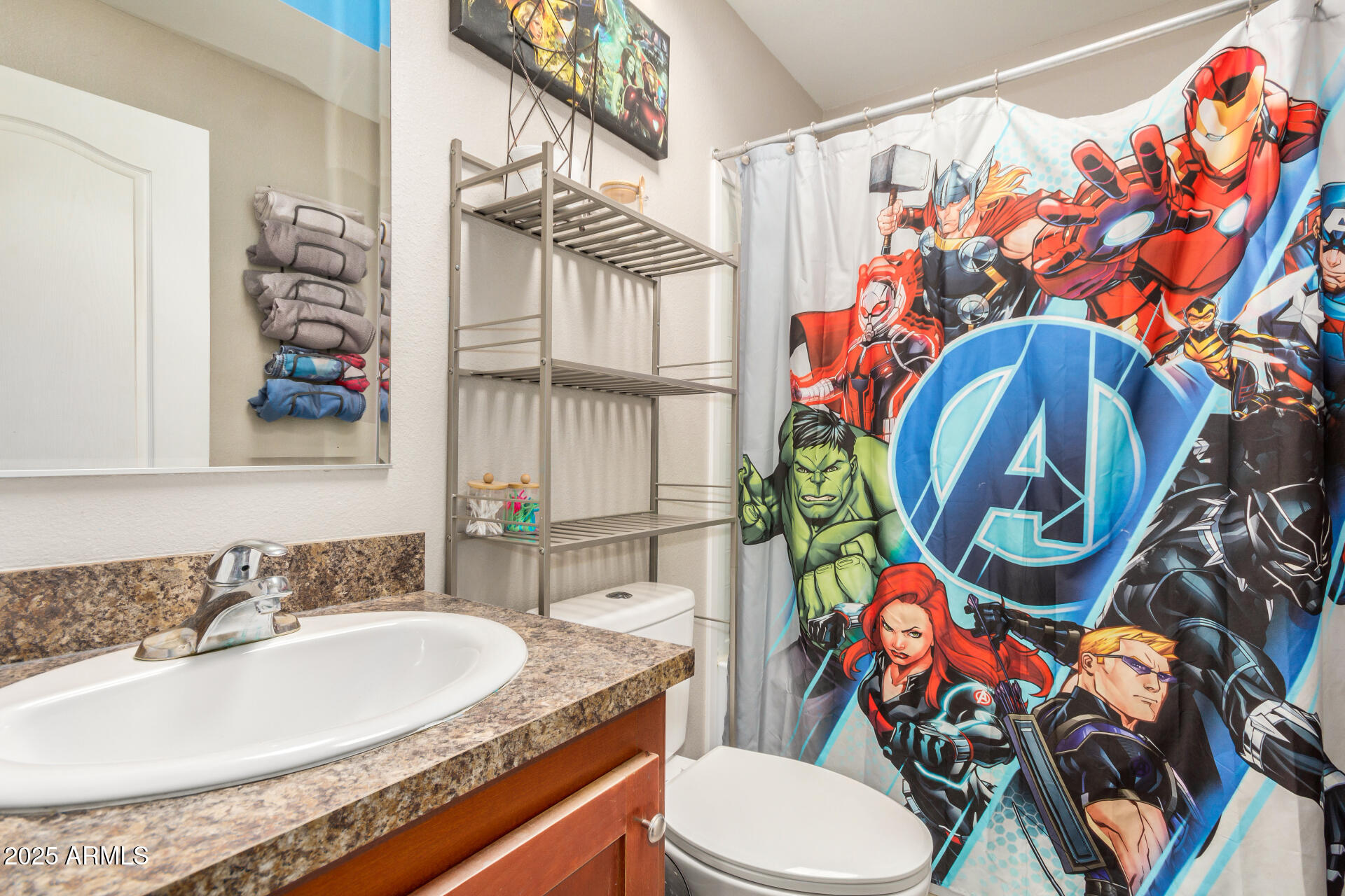 12721 West Greenway Road, Unit 200 El Mirage, AZ 85335 - Photo 20 of 25 Spare Bath