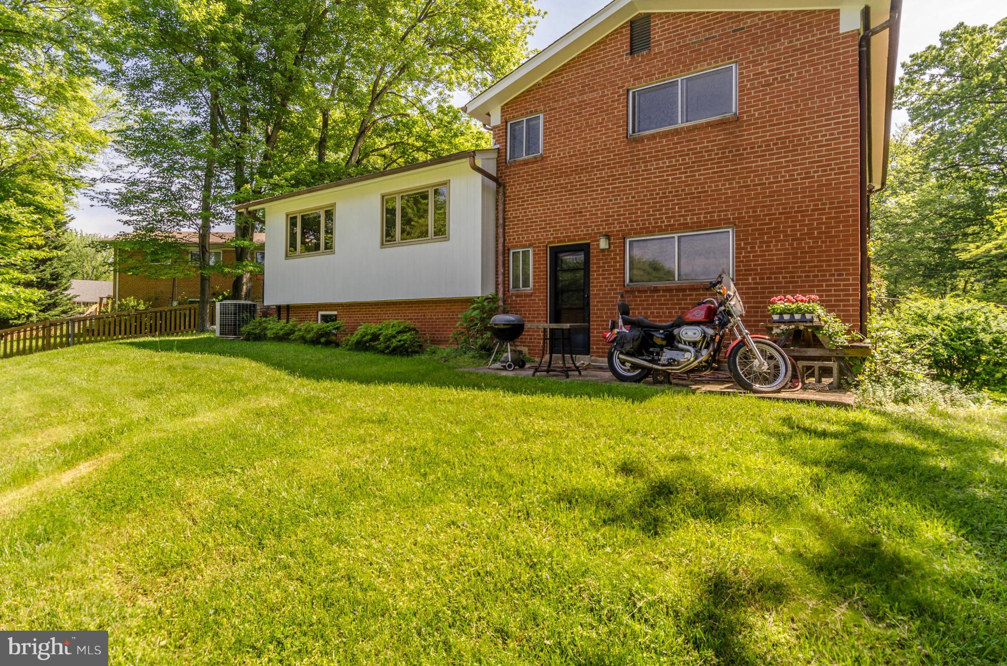 11524 Colt Terrace Silver Spring, MD 20902 - Photo 2 of 27 Exterior (Rear)
