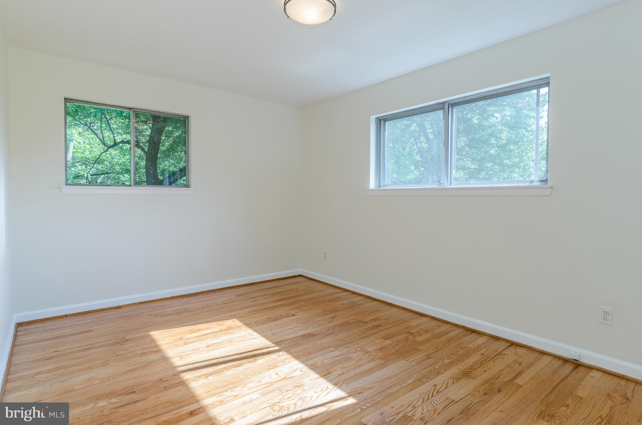 11524 Colt Terrace Silver Spring, MD 20902 - Photo 11 of 27 Bedroom (Master)