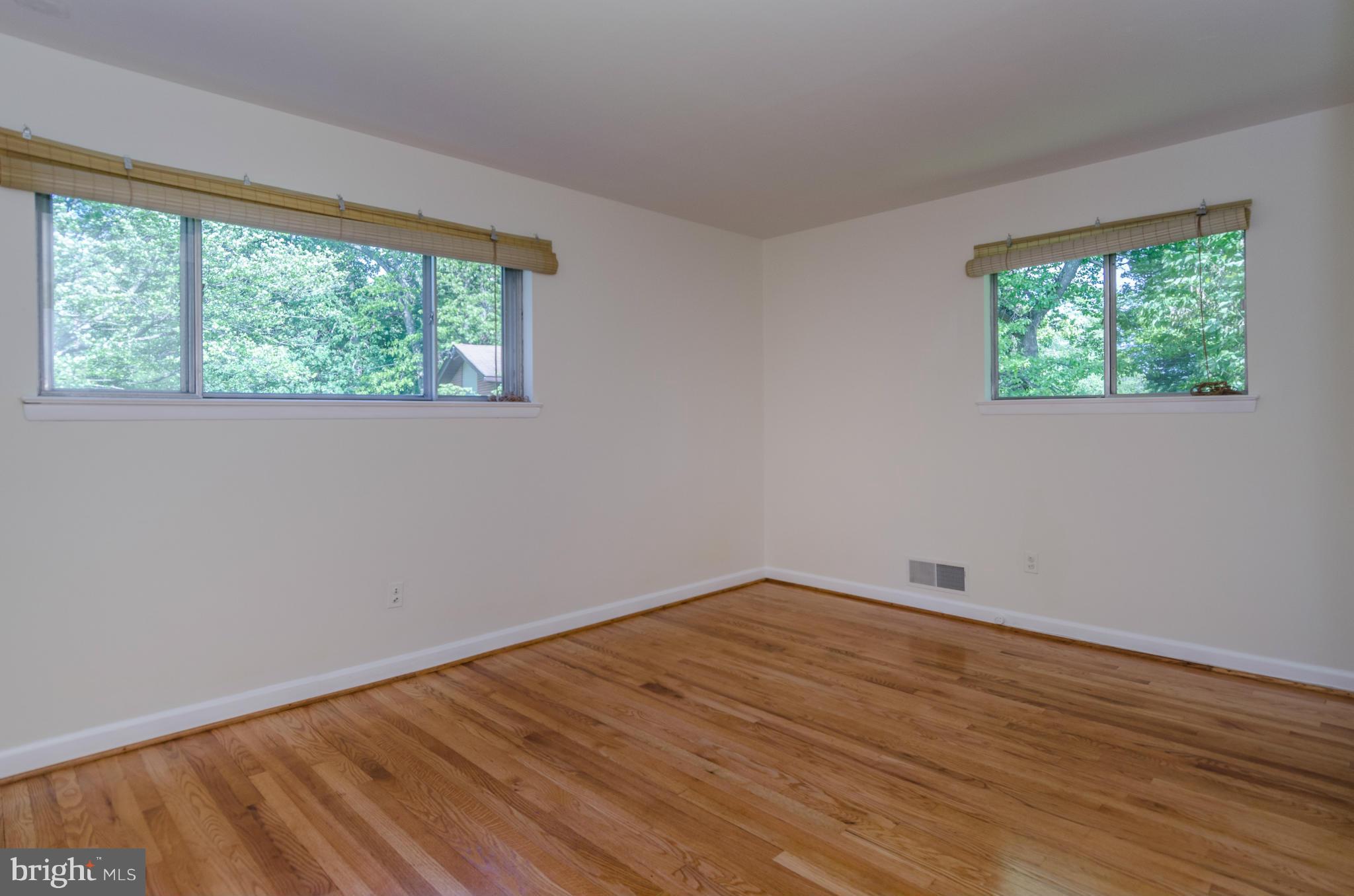 11524 Colt Terrace Silver Spring, MD 20902 - Photo 15 of 27 Bedroom 2