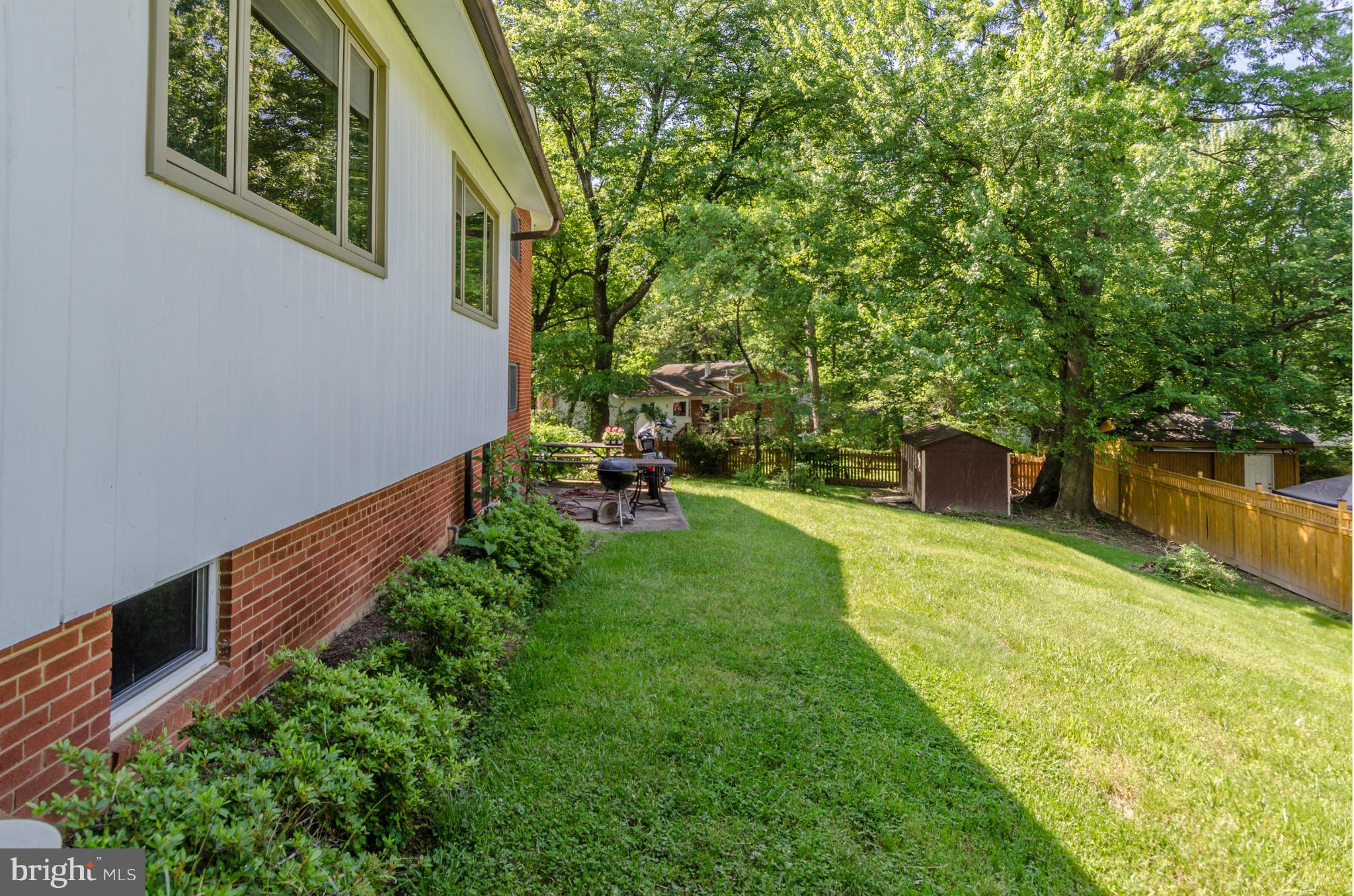 11524 Colt Terrace Silver Spring, MD 20902 - Photo 3 of 27 Exterior (General)