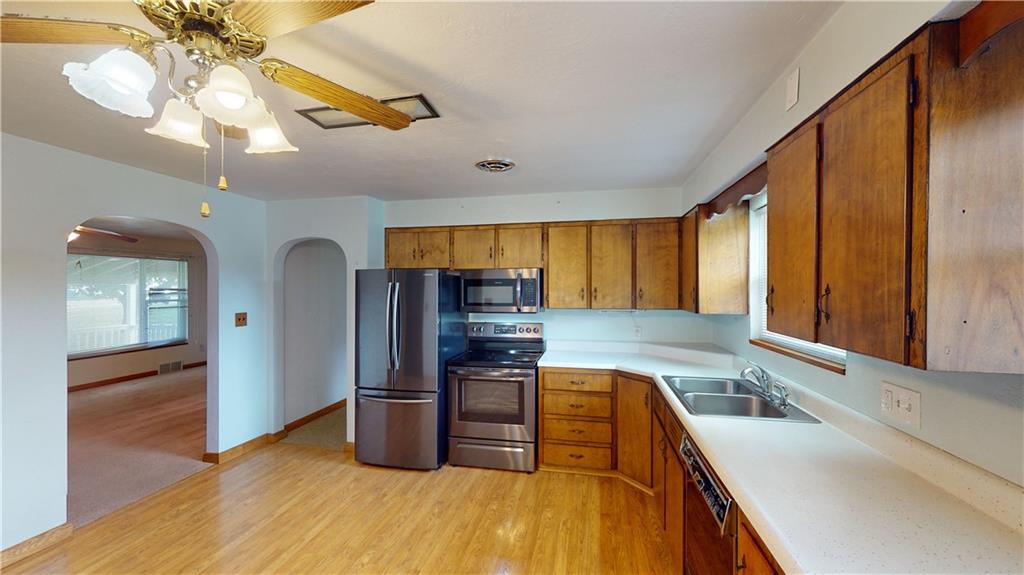 3141 Oneida Valley Road Hilliards, PA 16040 - Photo 11 of 40 Gallery Image 11