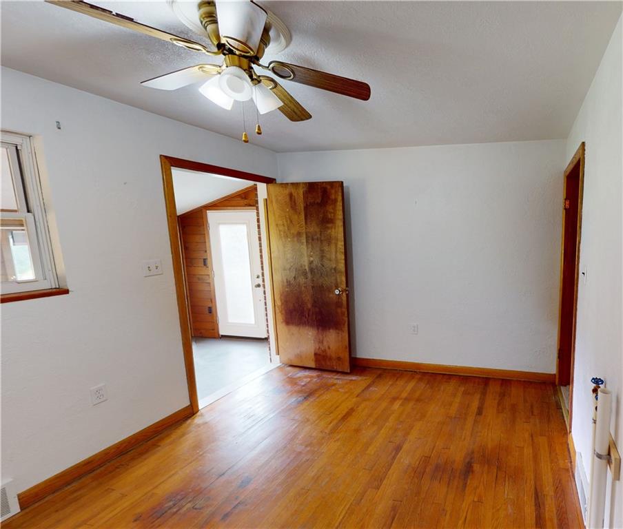 3141 Oneida Valley Road Hilliards, PA 16040 - Photo 13 of 40 Gallery Image 13
