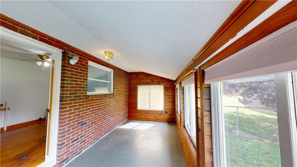 3141 Oneida Valley Road Hilliards, PA 16040 - Photo 16 of 40 Gallery Image 16