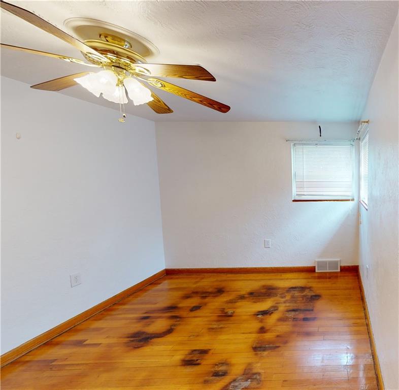 3141 Oneida Valley Road Hilliards, PA 16040 - Photo 20 of 40 Gallery Image 20