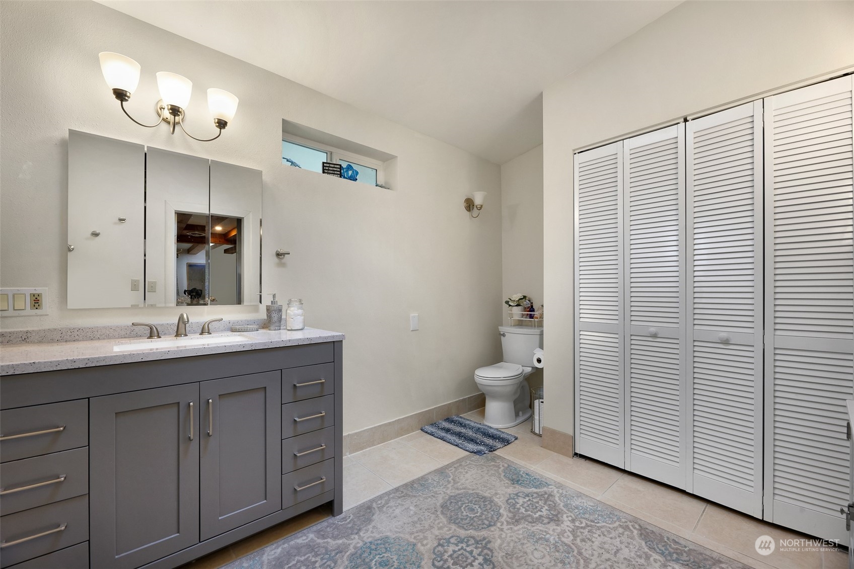 19017 Cook Road Burlington, WA 98233 - Photo 11 of 36 Gallery Image 11