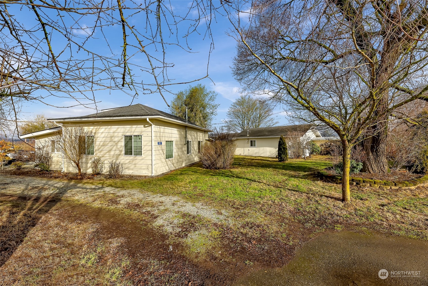 19017 Cook Road Burlington, WA 98233 - Photo 32 of 36 Gallery Image 32
