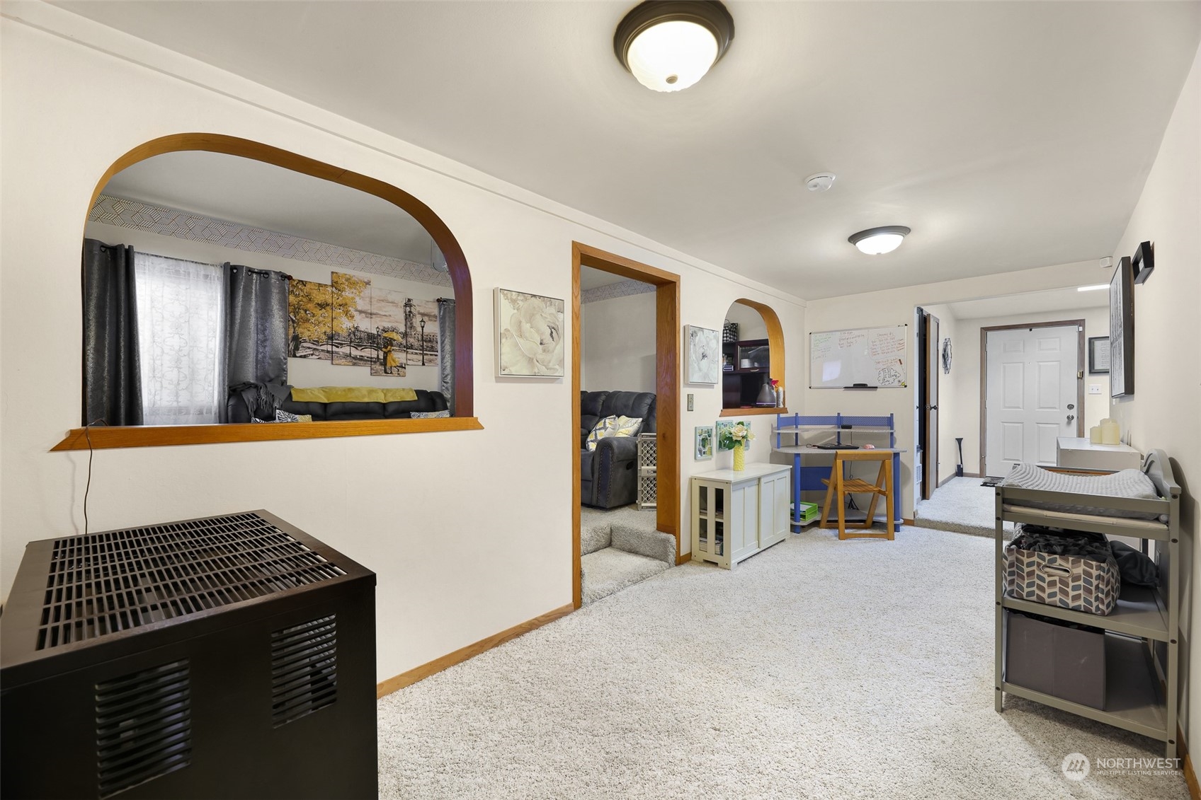 19017 Cook Road Burlington, WA 98233 - Photo 4 of 36 Gallery Image 4