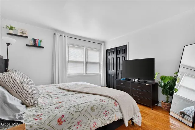 $318,000 | 4 Sunset View Avenue, Brunswick, NY 12180