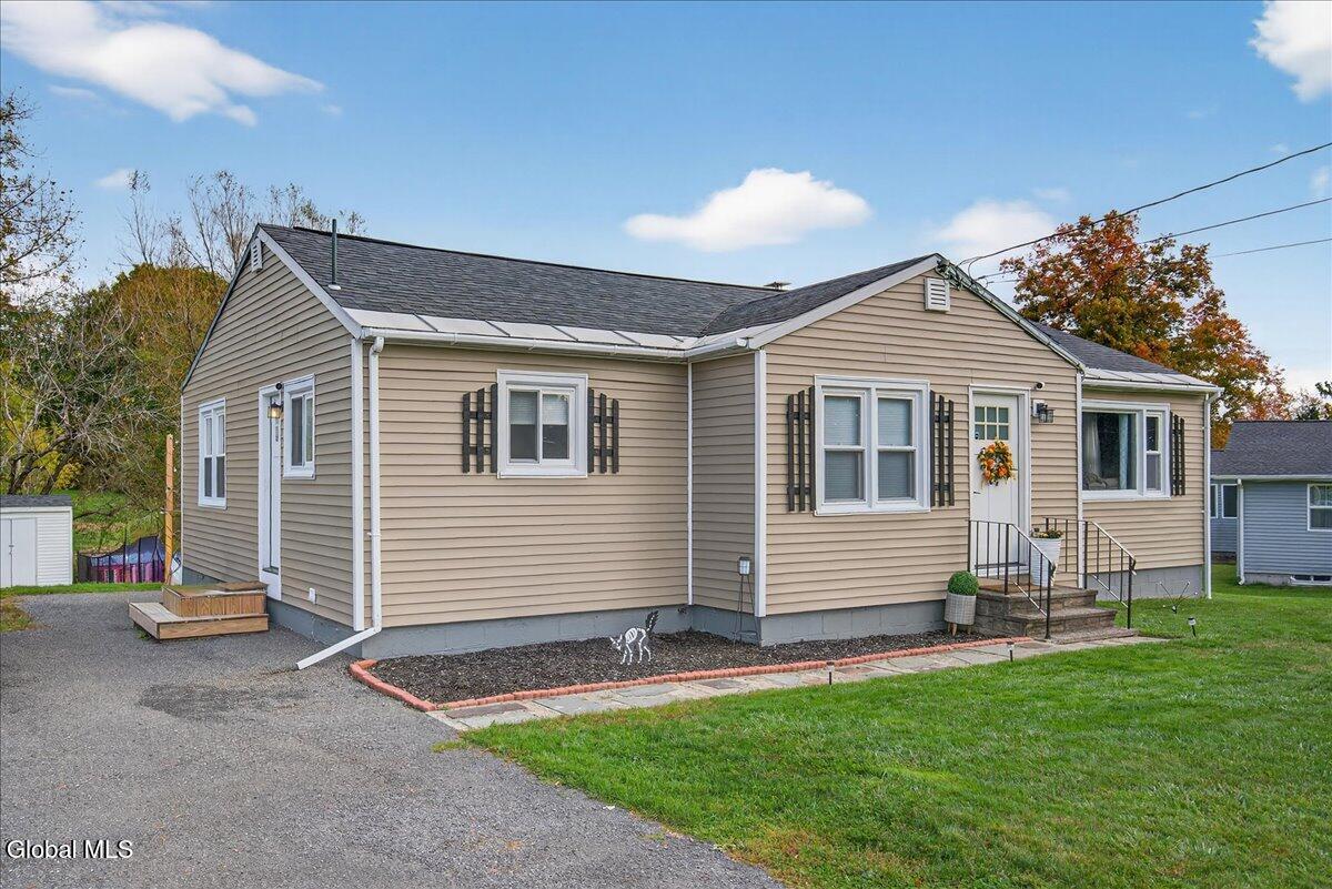 4 Sunset View Avenue Brunswick, NY 12180 - Photo 2 of 26 10-4 SUNSET VIEW-33