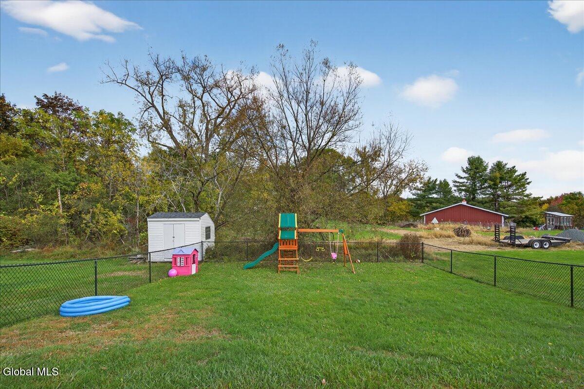 4 Sunset View Avenue Brunswick, NY 12180 - Photo 25 of 26 05-4 SUNSET VIEW-38