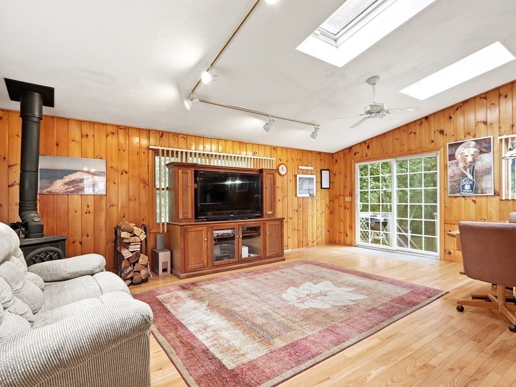 43 Burning Tree Road Natick, MA 01760 - Photo 4 of 21 Gallery Image 4