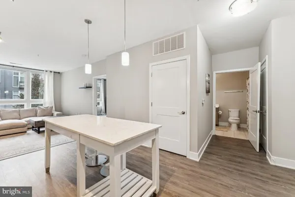 $355,000 | 145 Riverhaven Drive, Unit 358, Oxon Hill, MD 20745