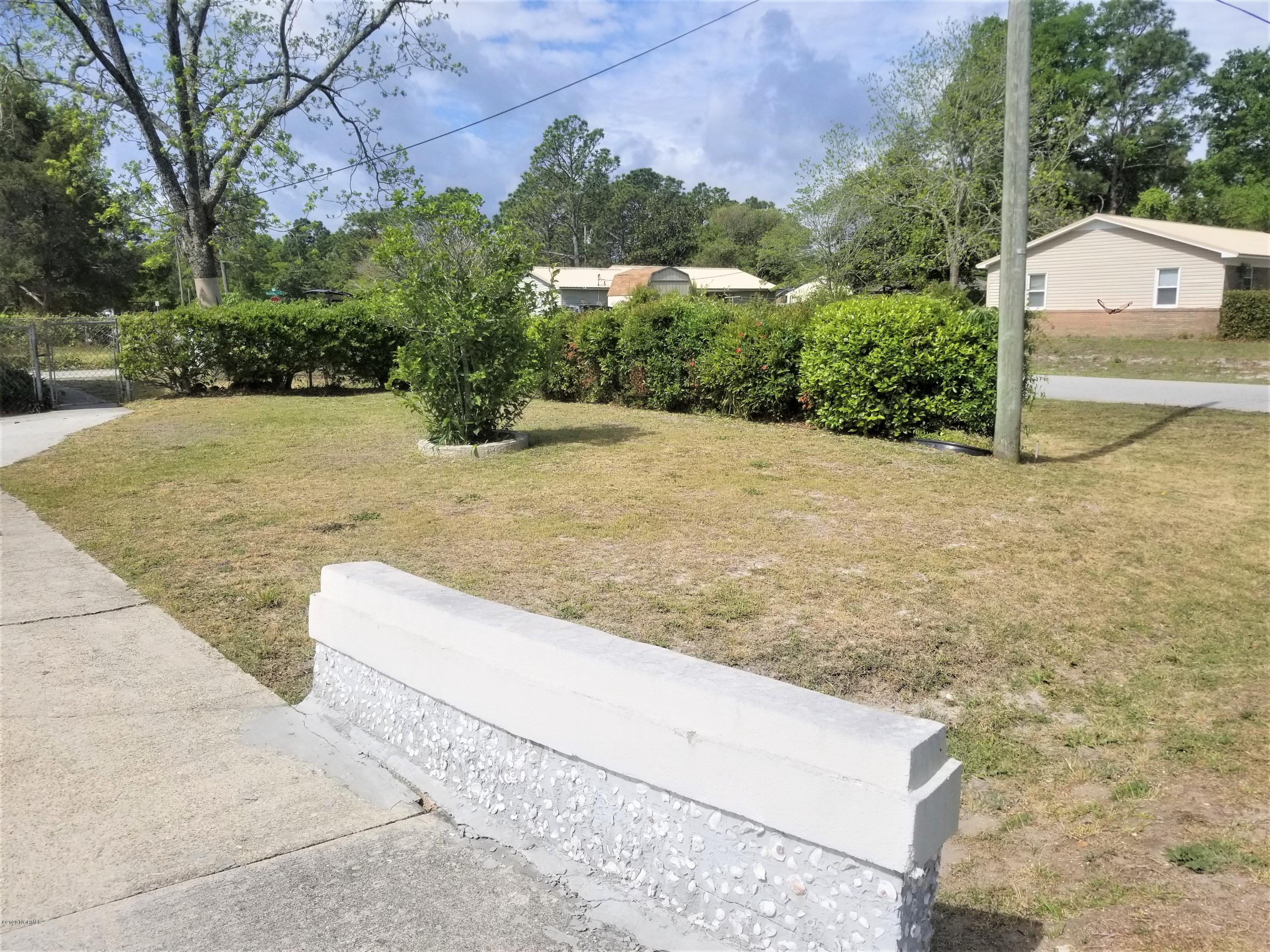 229 Wallington Road Wilmington, NC 28409 - Photo 9 of 21 229