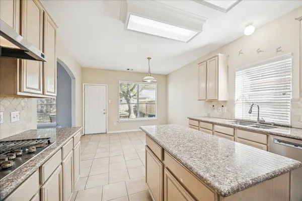 $425,000 | 17610 Forest Haven Trail, Tomball, TX 77375