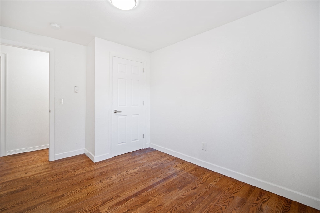 154 County Road Southampton, MA 01073 - Photo 25 of 42 a view of empty room with wooden floor